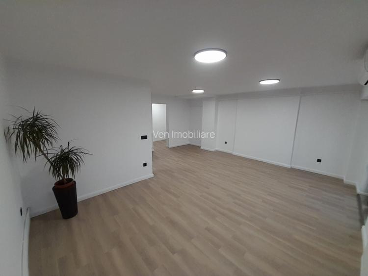 Spatiu comercial 70 mp, Zona ANDREI MURESANU - 2
