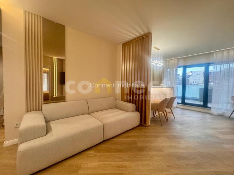 Aprtament ultrafinisat de inchiriat 3 cam 2 bai, balcon - 2