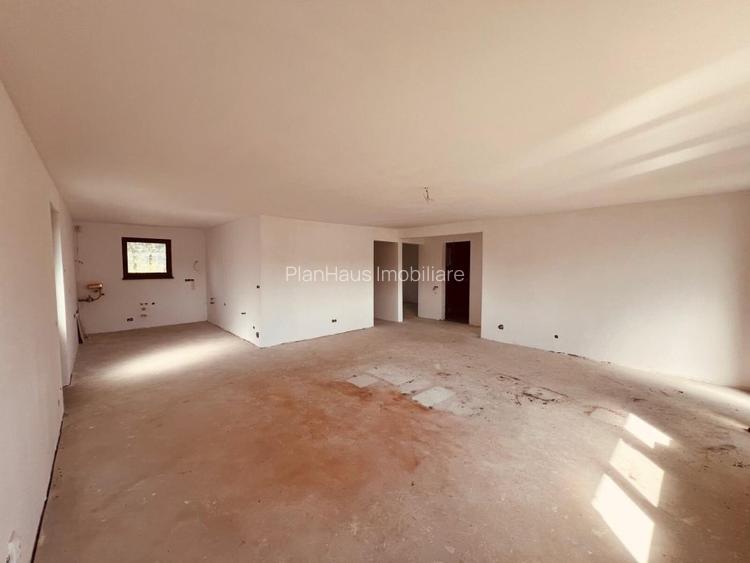 Casă in Mocira pe parter ,semifinisata ,493 mp teren  - 13