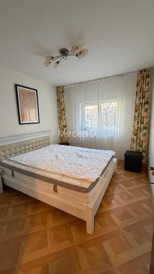 Apartament in Obcini de vanzare  3 camere decomandat  - 5