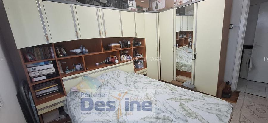 Apartament 3 camere Semidecomandat - 60mp, Etaj 4, Centrala termica - Podu Ros  - 4