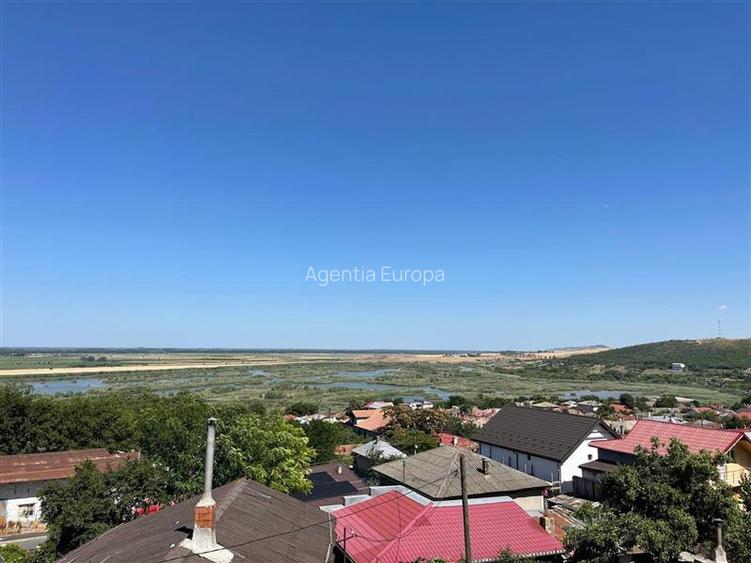 Casa de vanzare D+P+M zona Alexandru cel Bun -Tulcea - 5