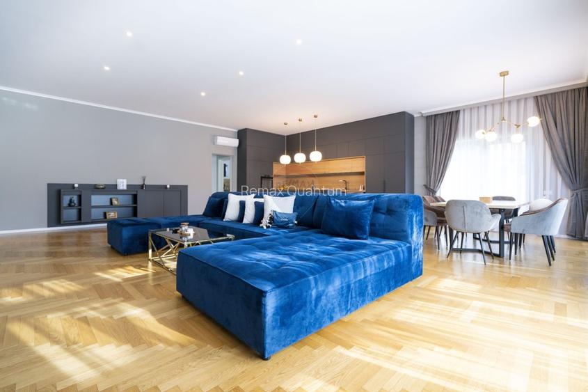 Casă / Vilă cu 5 camere de vânzare în zona Dealuri Oradea - 11