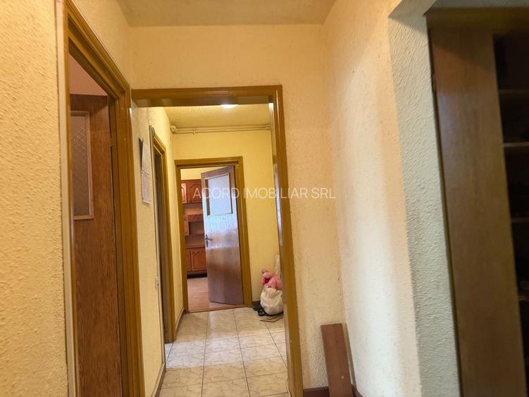 Apartament 3 camere zona Casa de Cultura cu Centrala - 7