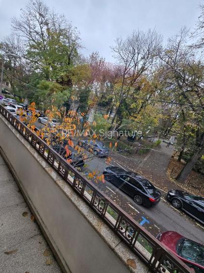 DE INCHIRIAT Zona Kiseleff- Apartament 5 camere în vila - 40