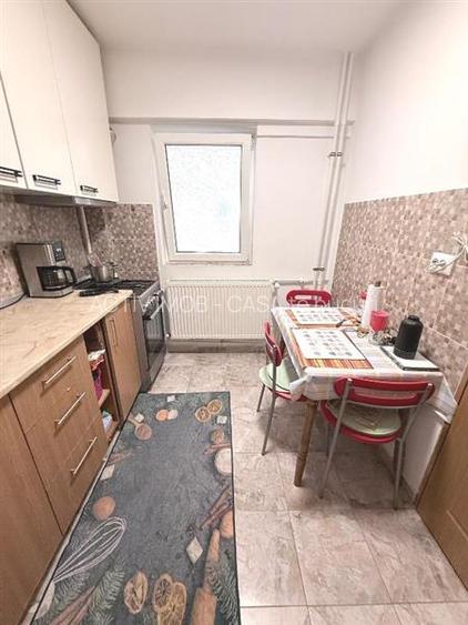 Vanzare apartament  - 3 camere- Drumul Taberei - metrou - 2 bai - 129000E ! - 2