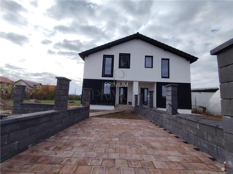 Duplex 4 camere - locatie superba - personalizare interioara. - 2