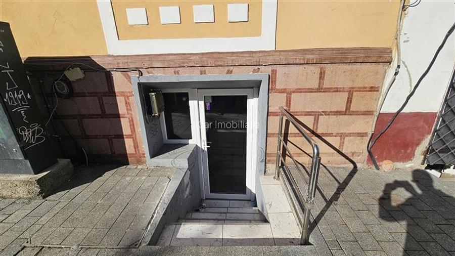 NOU !!!! Spatiu comercial 18mp,Central,Turnul Pompierilor - 2