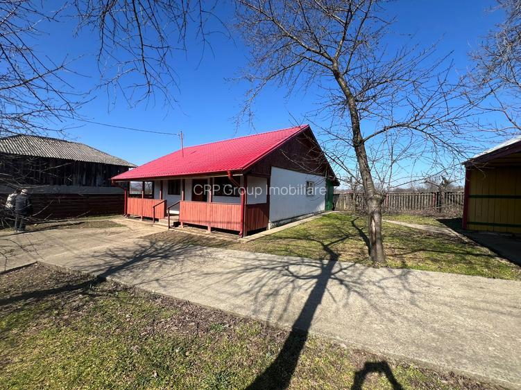 Casa + teren 7000 mp, Movilita - Vrancea - 2