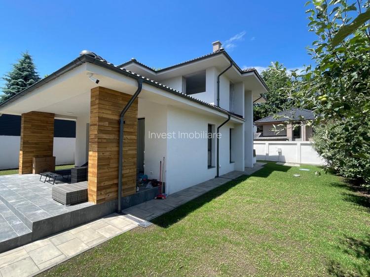 *Vila Bucium-Visan* - 650mp teren - *toate utilitatile* - 10