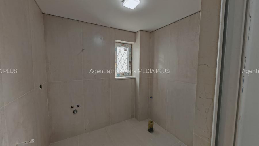 De închiriat – spațiu comercial, Str. Crinului - 5