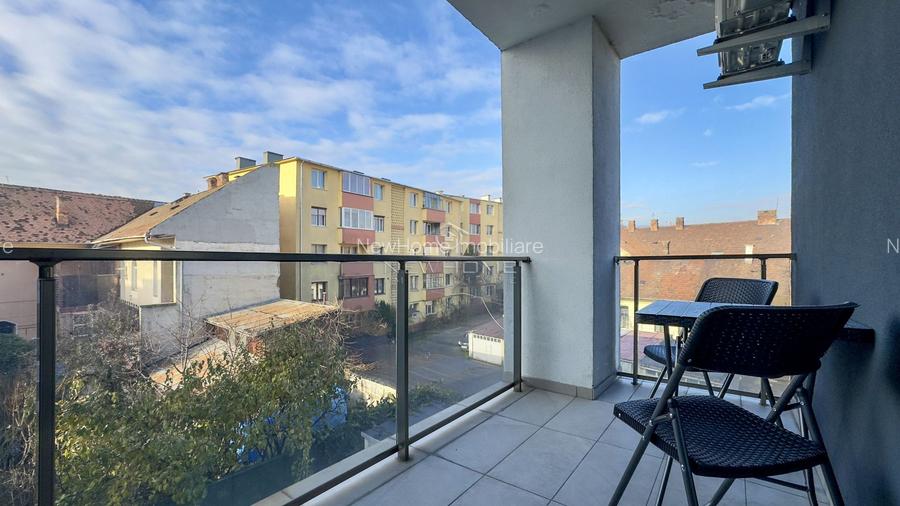 Apartament cu 3 camere de închiriat în zona Centrală - 17