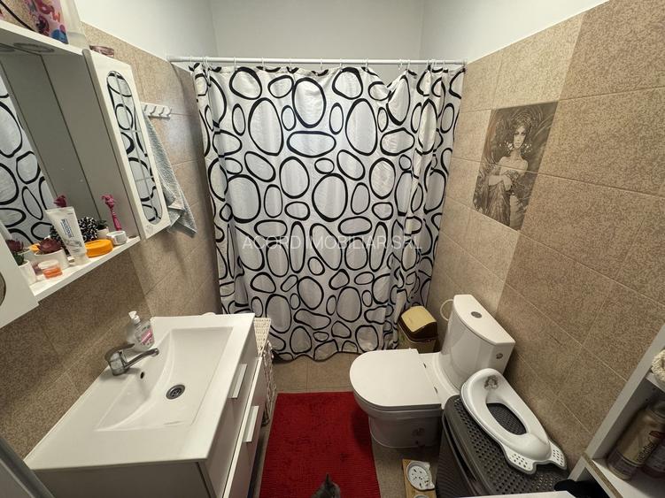 Casa 3 camere cu Mansarda zona Tineretului Ovidiu - 3