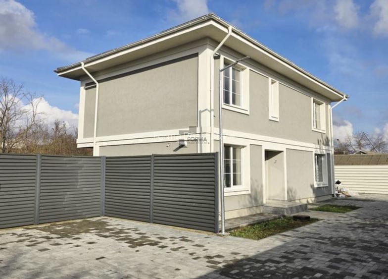 Vila Boutique in Otopeni Stil Britanic - Mansarda Locuibila - Aproape de Metrou - 3