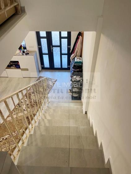 CASA  BUCIUM VISANI INSIRUITA  P+1 STATIE TRANSPORT PUBLIC - 11