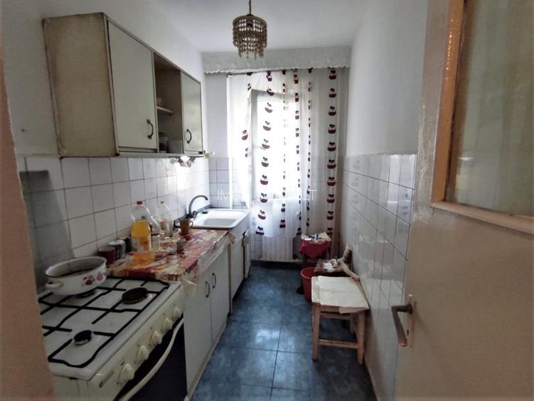 Pret NEGOCIABIL - 2 camere / COD CE703 - 2