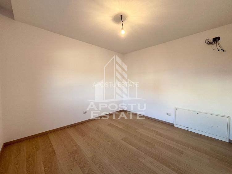 Duplex  cu 4 camere, 3 bai, nemobilata, Dumbravita - 14