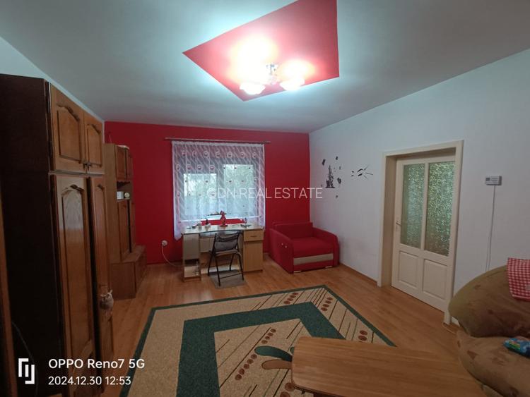 Casă de vânzare - 2