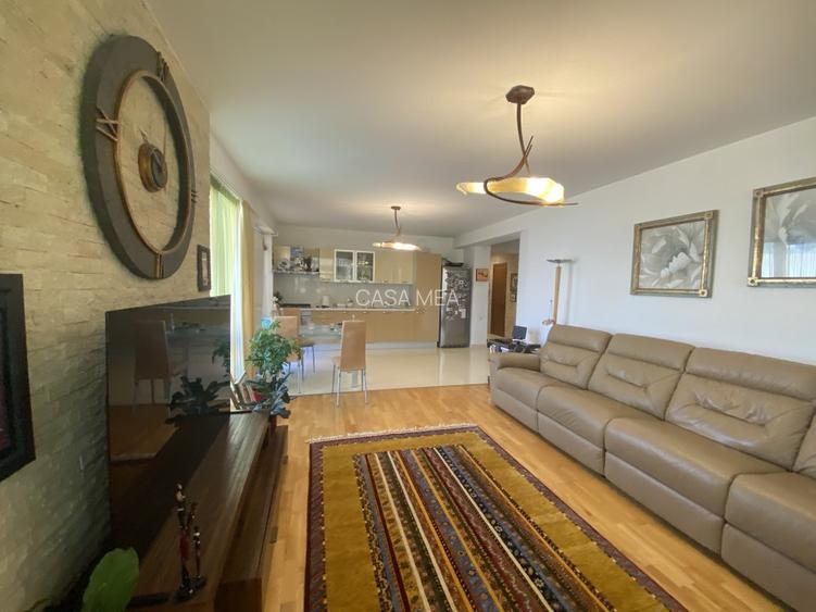 Apartament 4 camere bloc boutique si terasa de 25m - 42