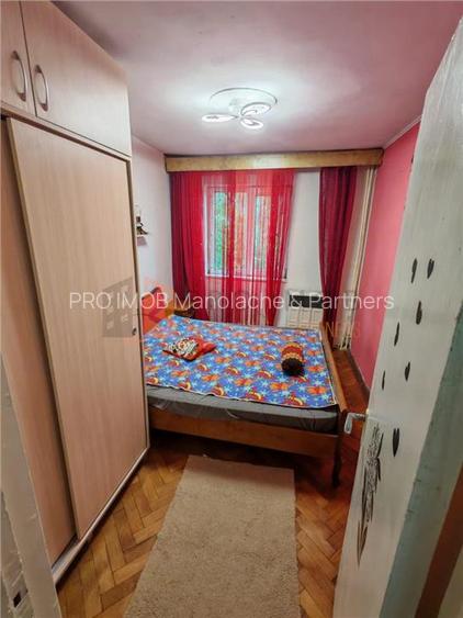 Apartament 3 camere cf 3 semidecomandat zona Micro 14 - 7