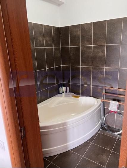 VANZARE 3 CAMERE DECOMANDAT -MALL VITAN - 10