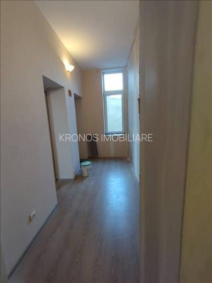 PIATA OVIDIU  2 CAMERE  VEDERE LA MARE LIBER  72 MP. PRET 155.000 EUR - 7