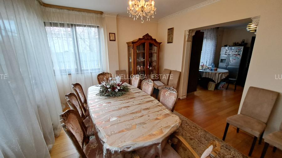 VILA INDIVIDUALA SUPERBA - CU TEREN GENEROS - AMPLASAMENT IDEAL - 30