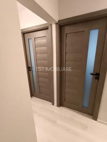Apartament cu 4 camere, Micro 17, langa piata - 5