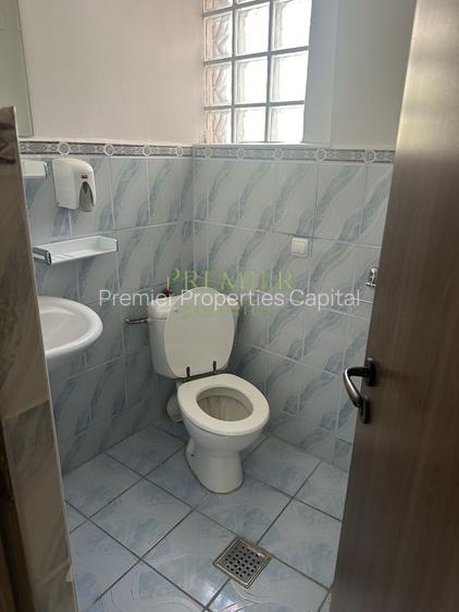 Oportunitate investitie cladire birouri proprie centrala pe fiecare etaj - 12