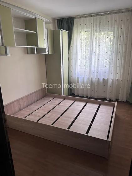 Apartament 3 camere, semidecomandat, 67 mp, ac, balcon, zona Berceni - 2