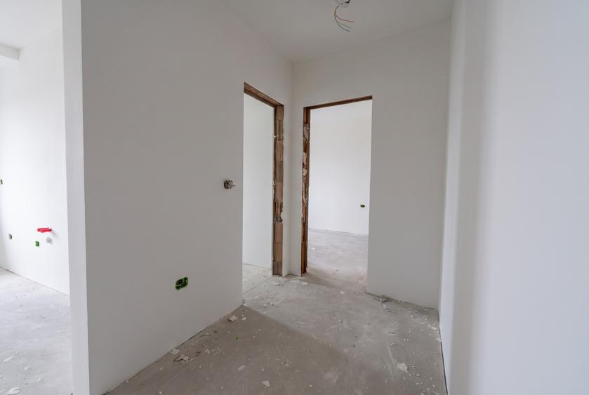 Apartament 2 camere cu camara, parcare inclusa, zona Aradului central
