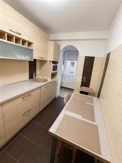 Apartament 2 camere decomandat | Mobilat si utilat | Loc de parcare - 4