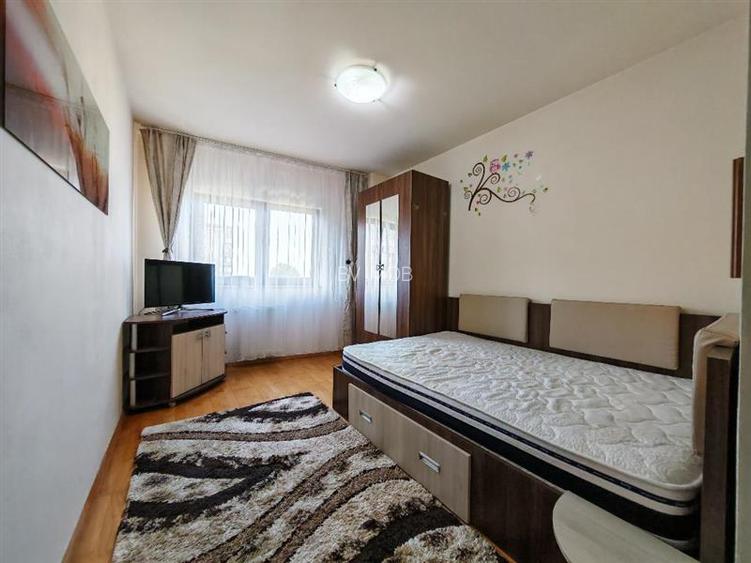 Inchiriem Apartament 3 Camere, Modern, Open Space, Judetean - 22