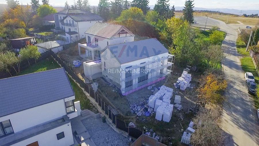 Vilă in constructie, locatie excelenta, Comision 0% - 3