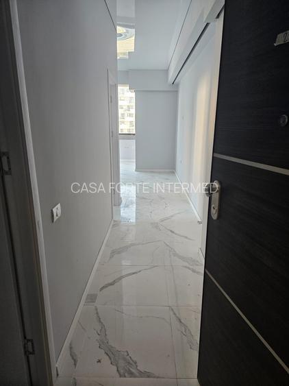 2 camere Mamaia  Building Ștefan Resort 2  82000 € - 16