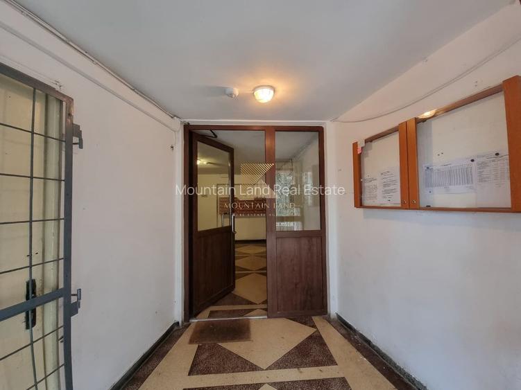 Apartament de 2 camere, semidecomandat, etaj 6/8, mobilat, Victoriei4 - 17