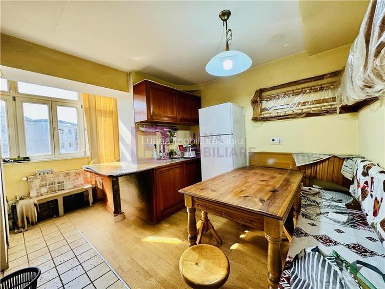 Apartament 3 camere | Constantin Noica | pivnita | 80 mp | et intermediar - 3