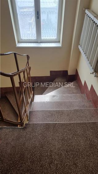 Casă de vanzare - Eleganță interbelică in centrul Ramnicului Valcea - 18