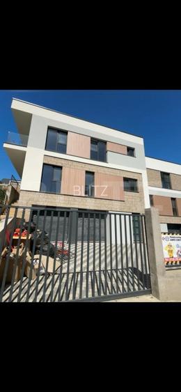 Duplex semifinisat de vanzare, Tauti  - 2