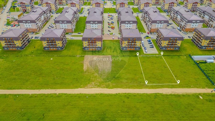 Teren intravilan 1.276 mp de vânzare – Sanpetru, Str. Drumul cu Plopi - 6