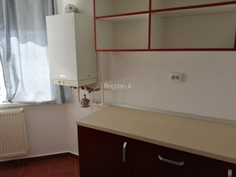 Vand apartament 2 camere central, Bacau - 7