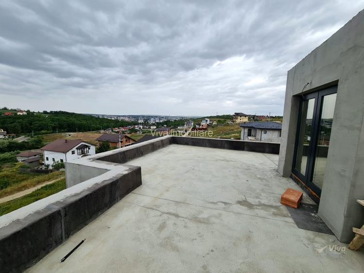 Manta Roșie, casă nouă în stil cubic,  priveliște deosebită spre oraș - 19