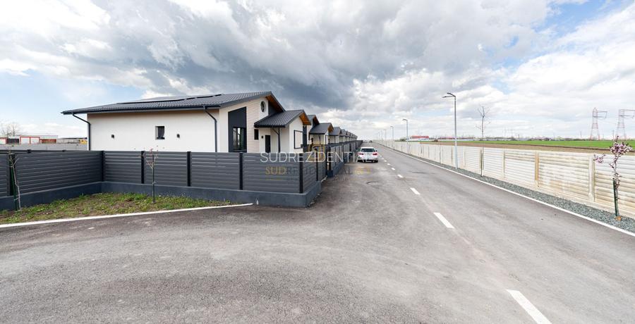 Casa cu 4 camere, Frumusani, panouri solare, pompe caldura - 18