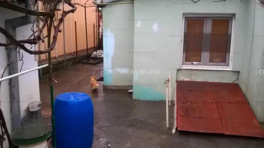 Intre Piata Mare si Victoriei 4 cam 105mp utili,  teren 277 mp deschidere 8m - 3