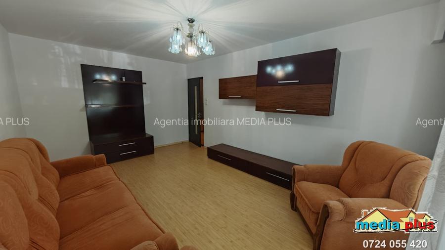 De vânzare – Apartament 3 camere, decomandat, Siderurgiștilor - 2