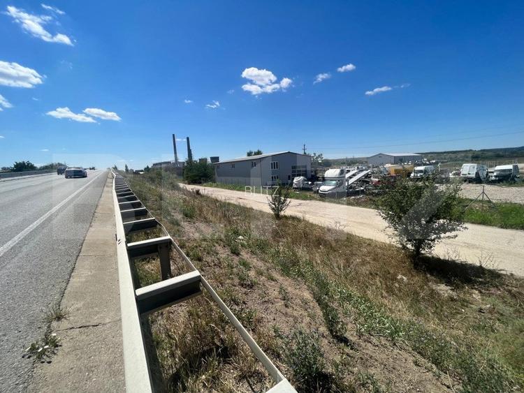 Teren 5000 mp cu hala de 280 mp in Isalnita, cu deschidere la E79 - 6
