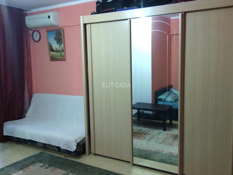Apartament cu o camera decomandat, zona Alexandru cel Bun - 3