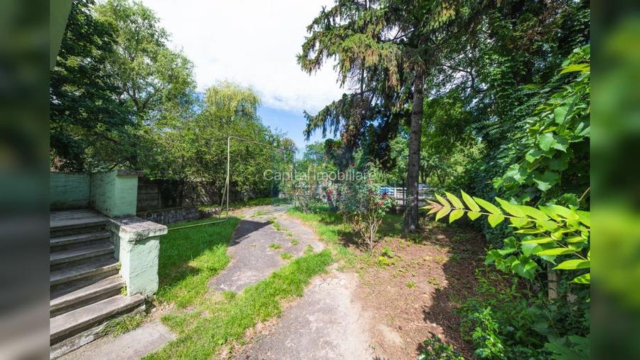 Teren generos și casă deosebită lângă Parcul Central - 10