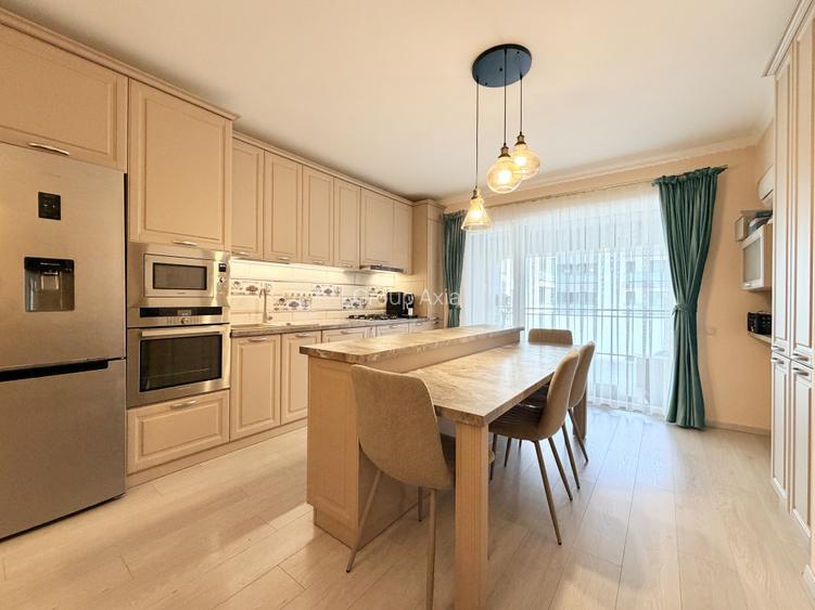 Inchiriere Apartament 3 camere, Scala Center, terasa 15 mp, garaj - 2