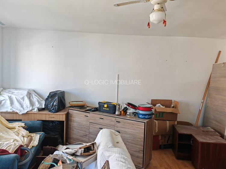 Casa 4 camere libera la vanzare RASNOV - zona Florilor - 3